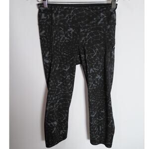 Lululemon logo Black Patterned Leggings Knit Slim Women Size 4